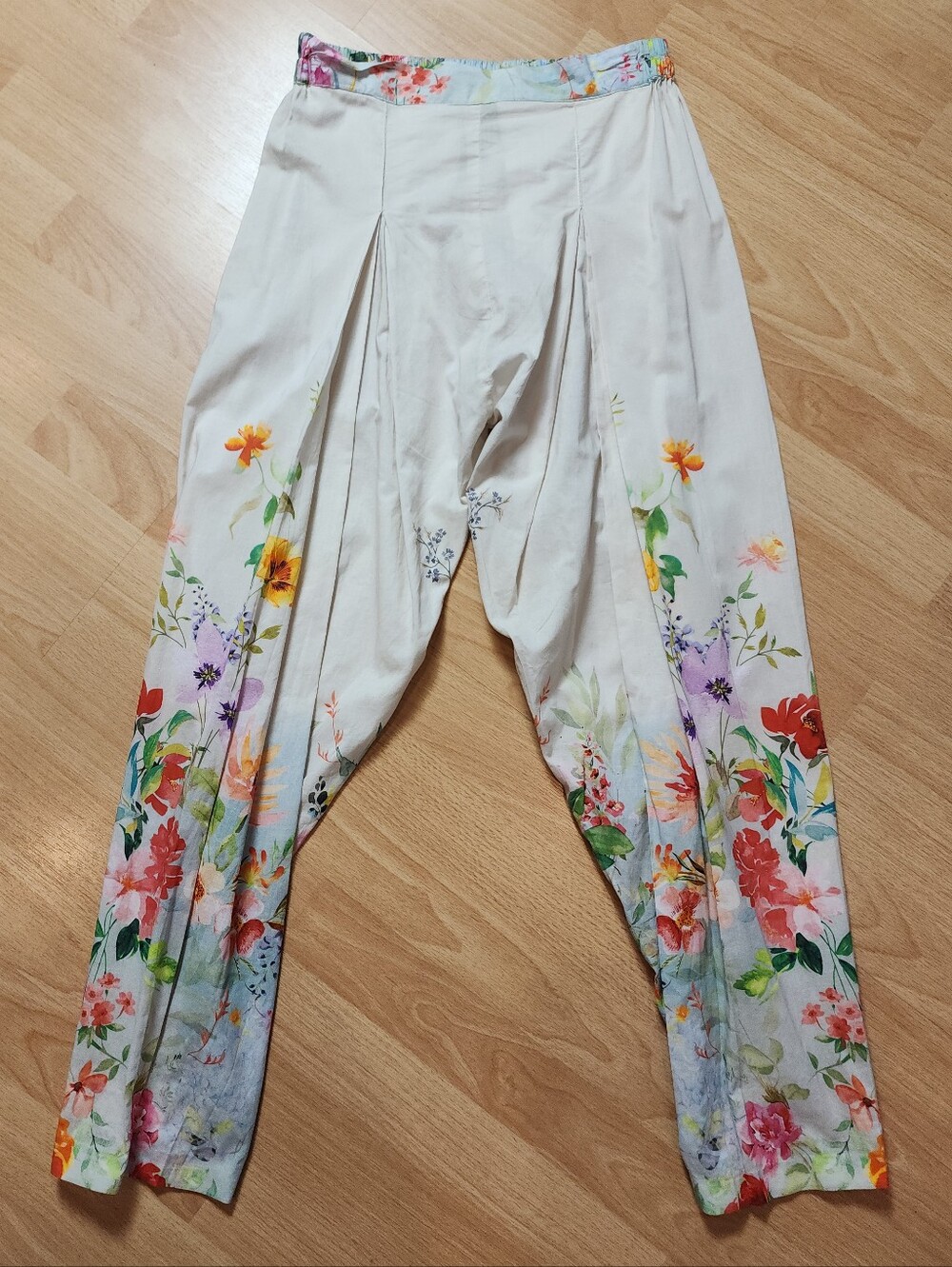Nida Azwer Pull On Lightweight Cotton Floral Pants Pleated Tapered Size S/M
